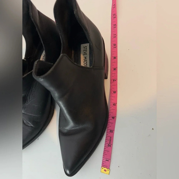 Steve Madden Black leather ankle boots with pointed toe Size-7 - Picture 5 of 6